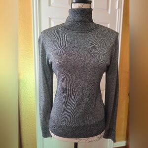Women's Silver/ Gray Turtleneck Sweater Size M